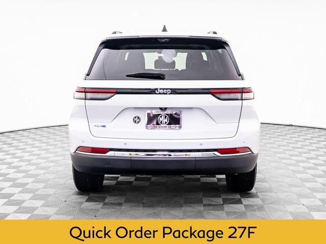 Photo of 2023 Bright White Clearcoat Jeep Grand Cherokee 4xe