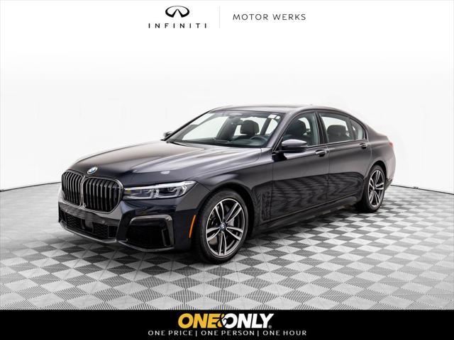 2022 BMW 750