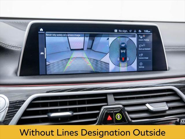 Photo of 2022 Black Sapphire Metallic BMW 750