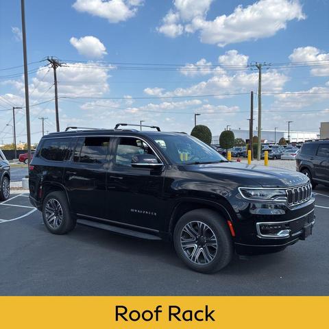 Photo of 2023 Diamond Black Crystal Pearlcoat Jeep Wagoneer
