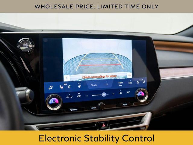 Photo of 2024 Eminent White Pearl Lexus RX 350