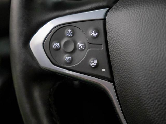 Photo of 2023 Mosaic Black Metallic Chevrolet Traverse