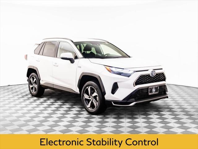 Photo of 2023 Ice Cap Toyota RAV4 Prime