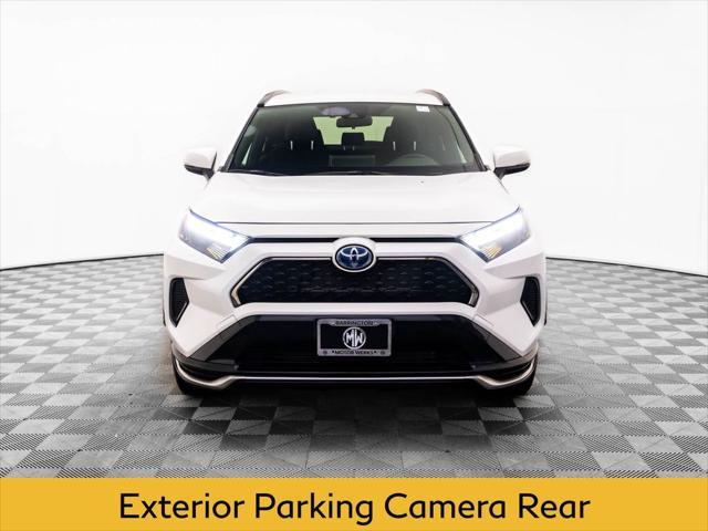 Photo of 2023 Ice Cap Toyota RAV4 Prime