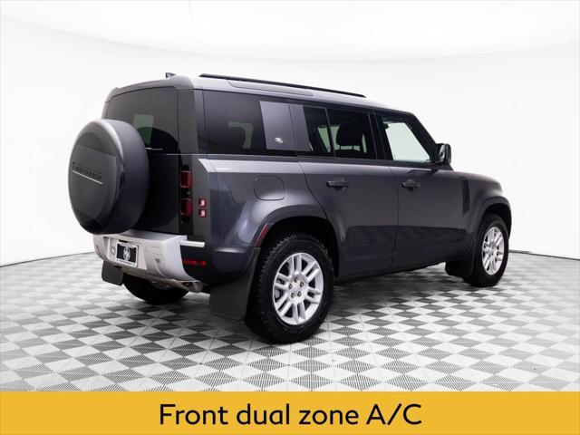 Photo of 2024 Gray Land Rover Defender