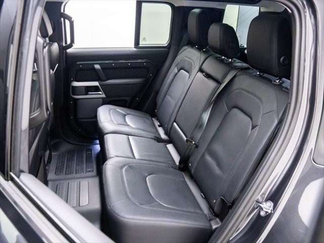 Photo of 2024 Gray Land Rover Defender