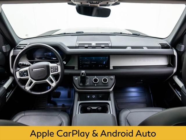 Photo of 2024 Gray Land Rover Defender