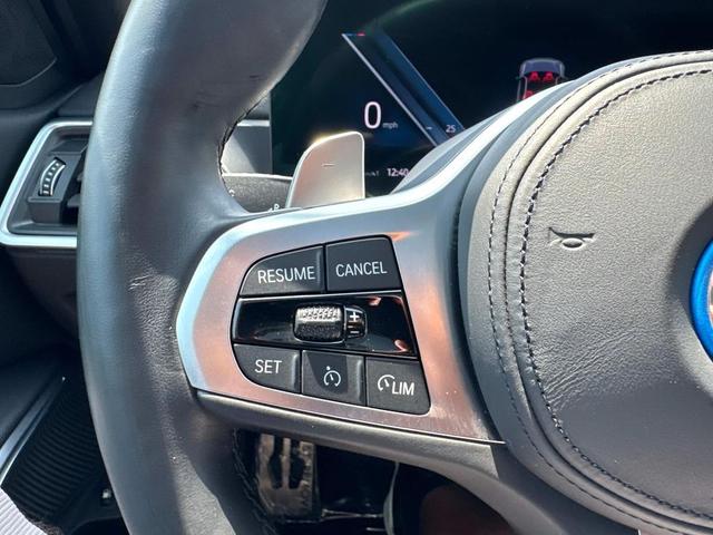Photo of 2023 Brooklyn Grey Metallic BMW 330e
