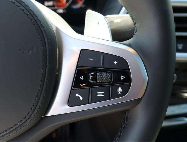 Photo of 2025 Brooklyn Grey Metallic BMW X4