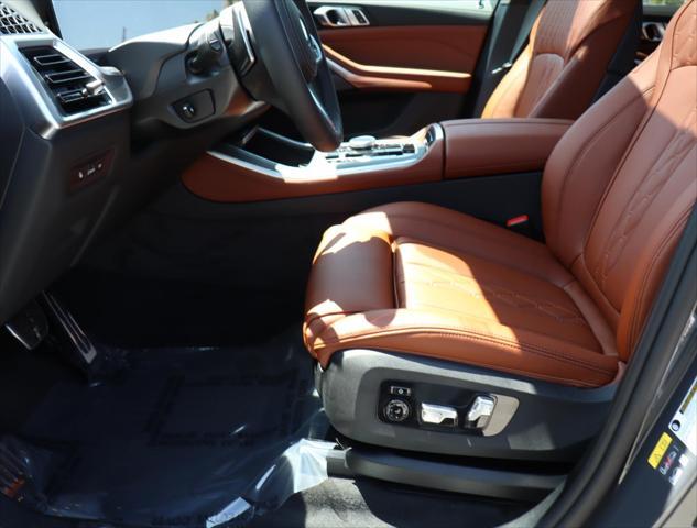 Photo of 2026 Dravit Grey Metallic BMW X5 PHEV