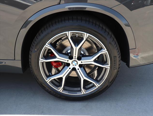 Photo of 2026 Dravit Grey Metallic BMW X5 PHEV