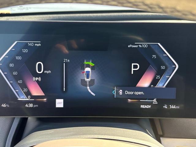 Photo of 2025 Mineral White Metallic BMW iX