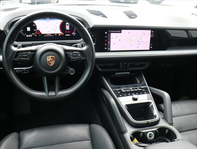 Photo of 2024 White Porsche Cayenne