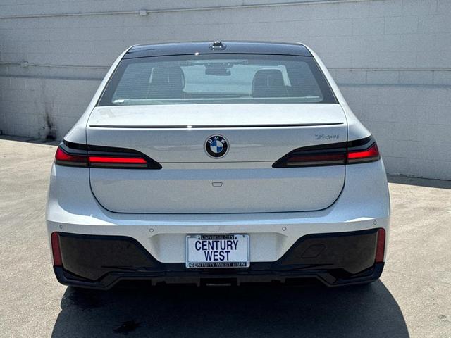 Photo of 2025 Mineral White Metallic BMW 740