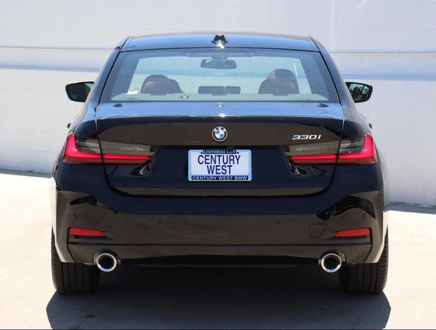 Photo of 2025 Jet Black BMW 330