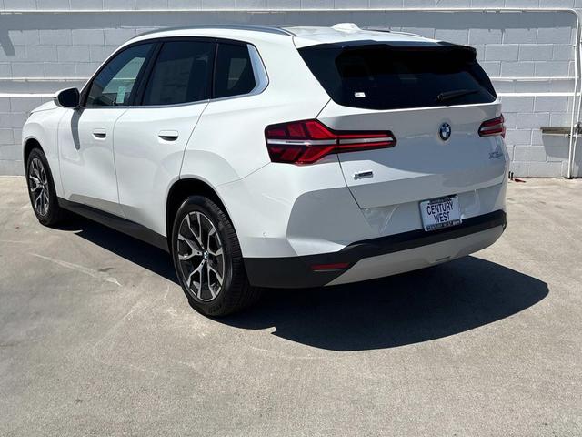 Photo of 2025 Alpine White BMW X3