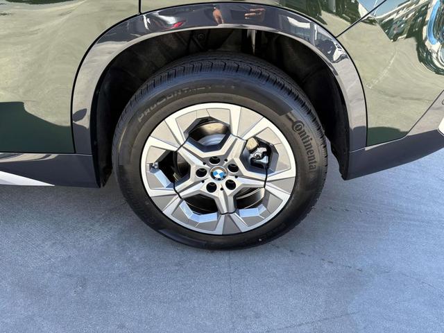 Photo of 2025 San Remo Green Metallic BMW X1