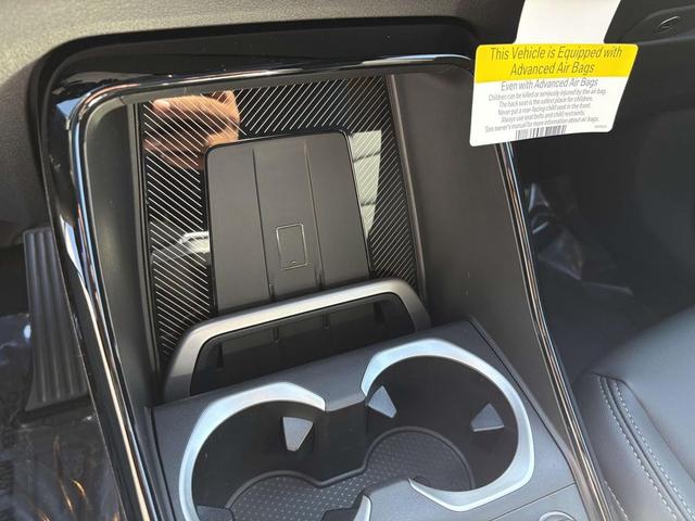 Photo of 2025 San Remo Green Metallic BMW X1