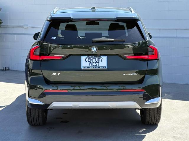 Photo of 2025 San Remo Green Metallic BMW X1