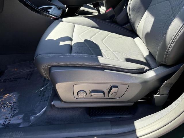 Photo of 2025 San Remo Green Metallic BMW X1