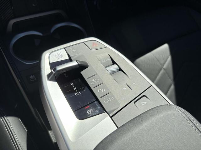 Photo of 2025 San Remo Green Metallic BMW X1