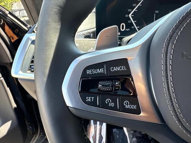 Photo of 2024 Black Sapphire Metallic BMW X7
