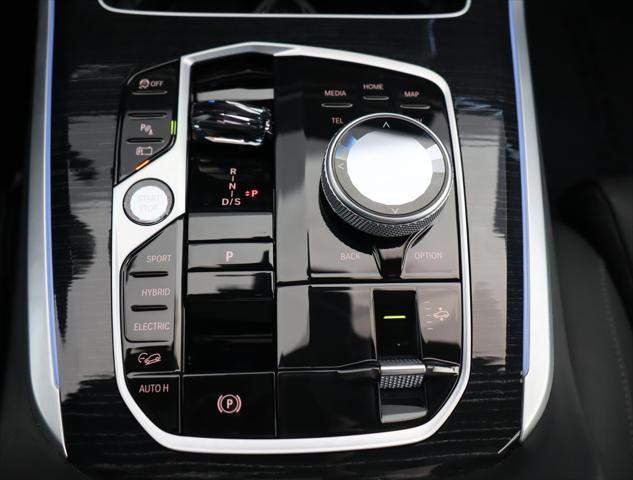 Photo of 2024 Brooklyn Grey Metallic BMW X5 PHEV