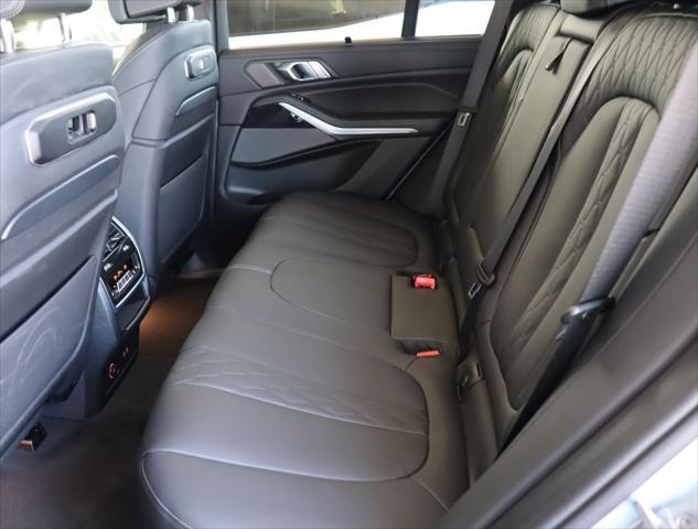 Photo of 2024 Brooklyn Grey Metallic BMW X5 PHEV