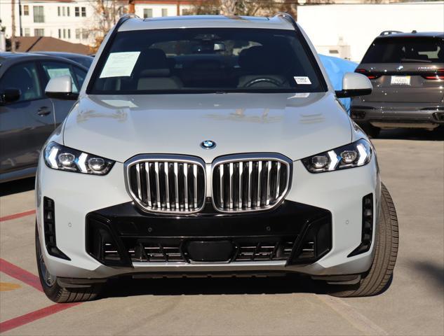 Photo of 2024 Brooklyn Grey Metallic BMW X5 PHEV