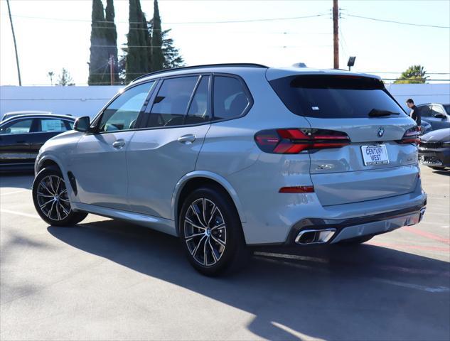 Photo of 2024 Brooklyn Grey Metallic BMW X5 PHEV