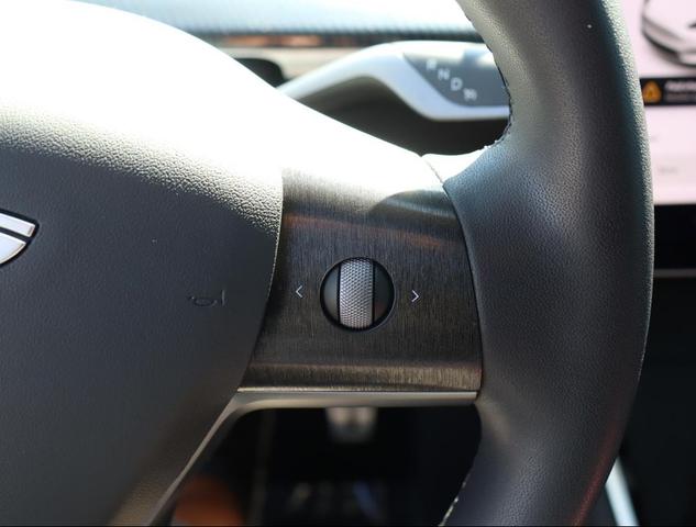 Photo of 2021 Pearl White Multi-Coat Tesla Model Y