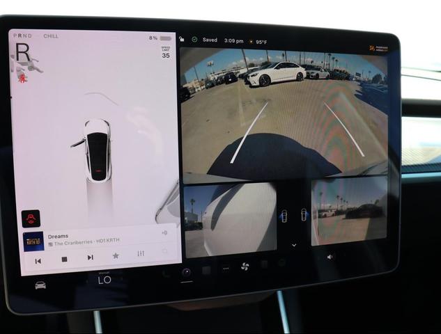 Photo of 2021 Pearl White Multi-Coat Tesla Model Y