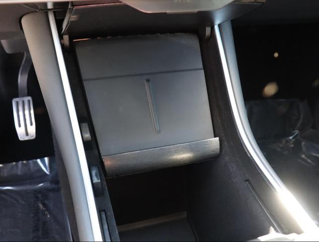 Photo of 2021 Pearl White Multi-Coat Tesla Model Y