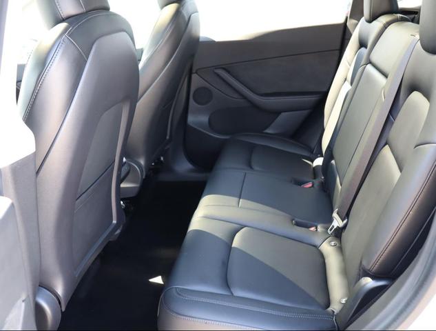 Photo of 2021 Pearl White Multi-Coat Tesla Model Y
