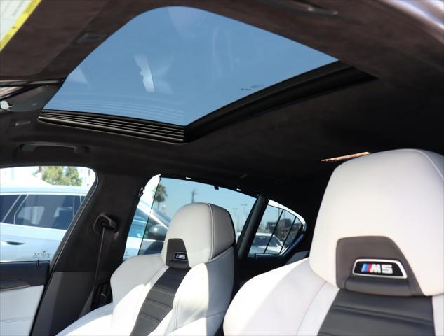 Photo of 2023 San Remo Green Metallic BMW M5