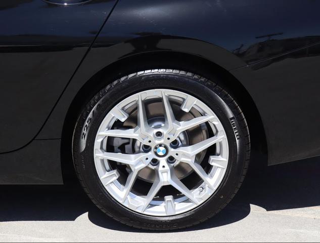 Photo of 2025 Jet Black BMW 330