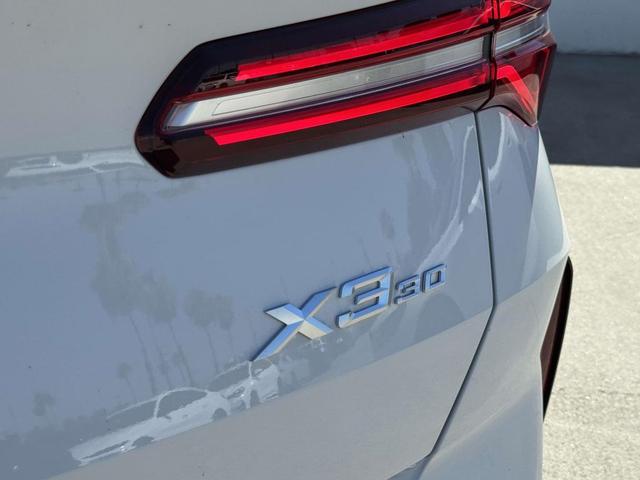 Photo of 2025 Alpine White BMW X3