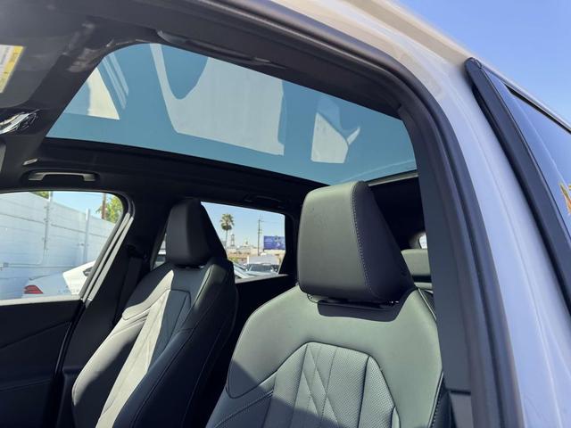 Photo of 2025 Alpine White BMW X3