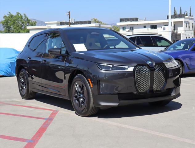 2025 BMW Ix