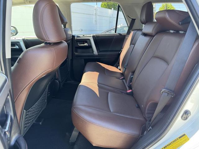 Photo of 2019 Blizzard Pearl Toyota 4Runner