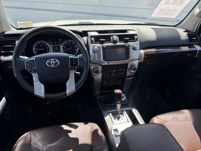 Photo of 2019 Blizzard Pearl Toyota 4Runner