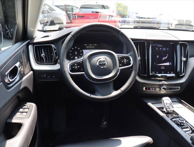 Photo of 2020 Denim Blue Metallic Volvo XC60 Recharge Plug-In Hybrid