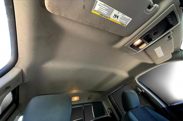 Photo of 2014 Blue Streak Pearlcoat RAM 1500