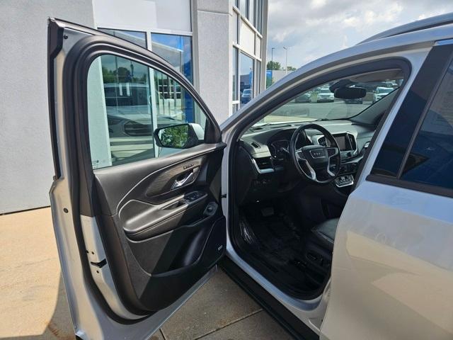 Photo of 2020 Quicksilver Metallic GMC Terrain