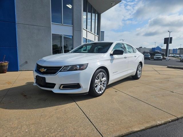 Photo of 2019 Summit White Chevrolet Impala