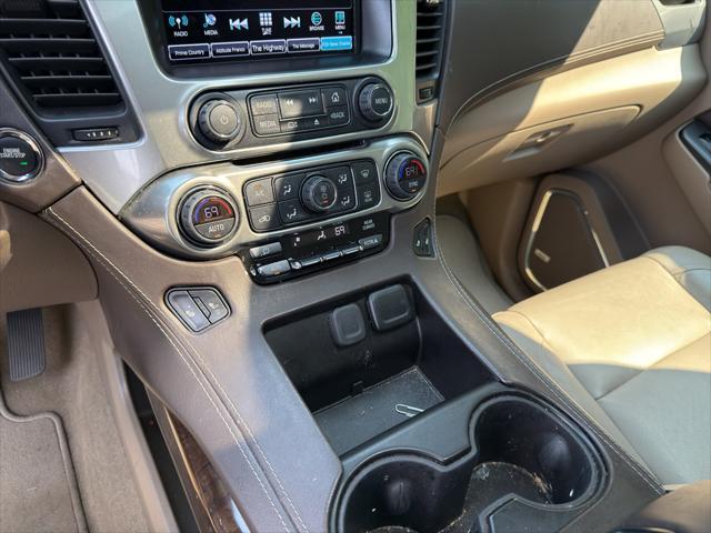 Photo of 2019 Iridescent Pearl Tricoat Chevrolet Tahoe