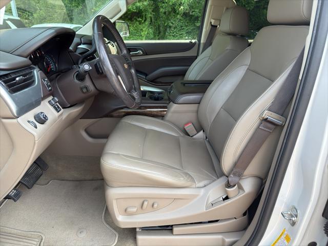 Photo of 2019 Iridescent Pearl Tricoat Chevrolet Tahoe