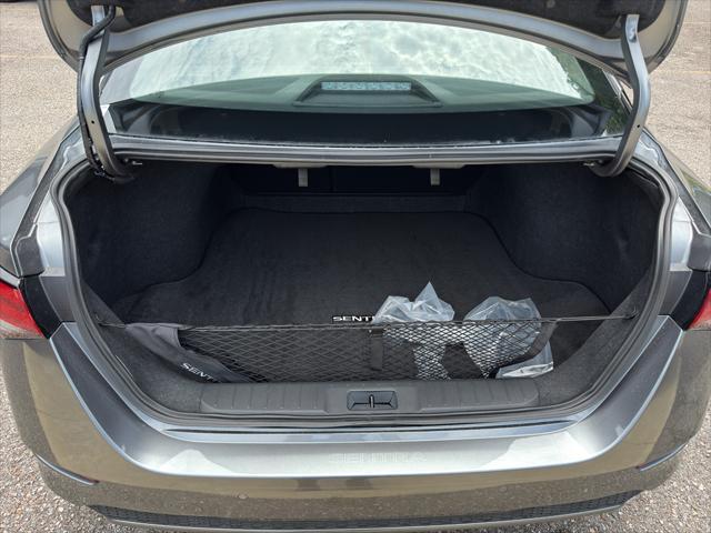 Photo of 2025 Gun Metallic Nissan Sentra