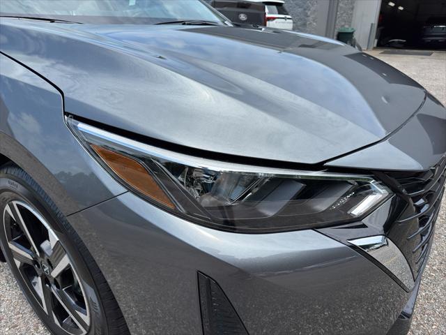 Photo of 2025 Gun Metallic Nissan Sentra