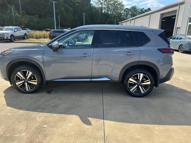 Photo of 2023 Boulder Gray Pearl Nissan Rogue